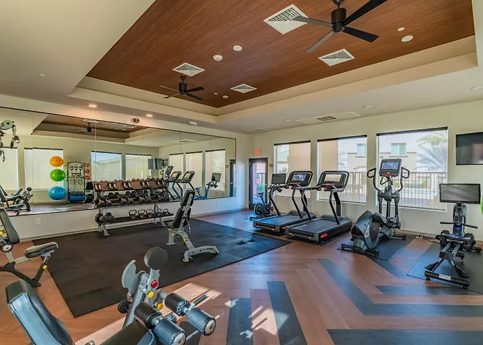 Apartament Steps From Stadium With Balcony Pool Gym Parking Wd *