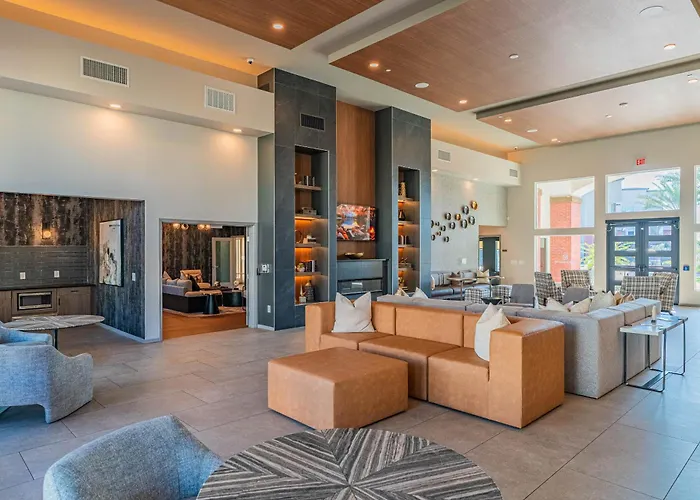 Steps From Stadium With Balcony Pool Gym Parking Wd