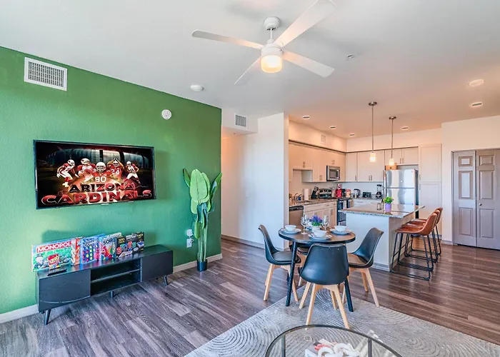 Apartament Steps From Stadium With Balcony Pool Gym Parking Wd Glendale