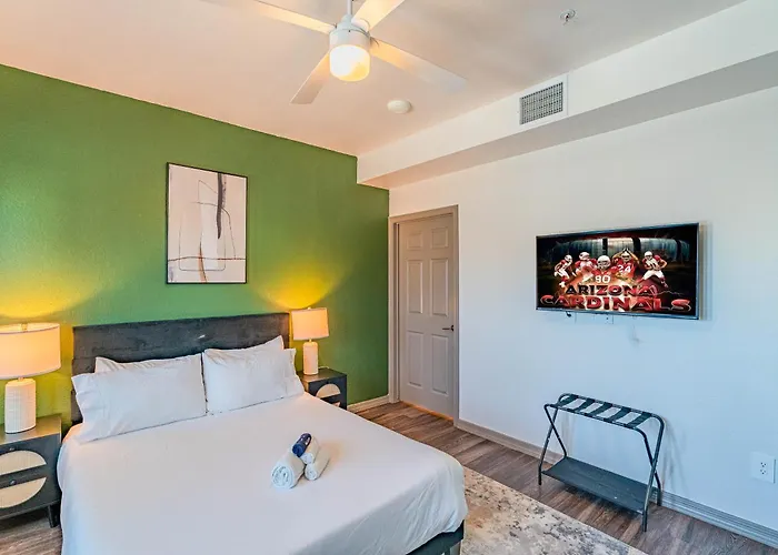 Apartament Steps From Stadium With Balcony Pool Gym Parking Wd